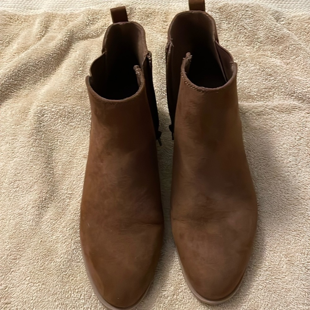 Brown ankle boots